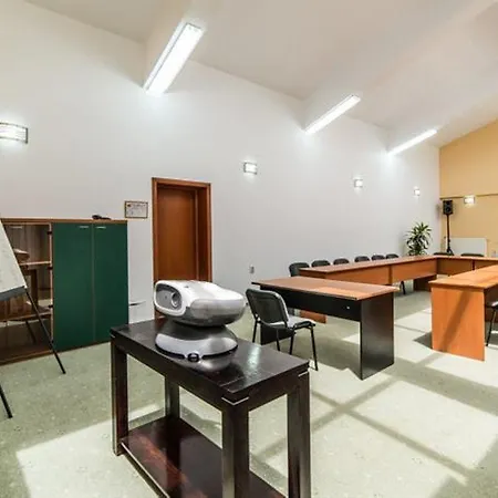 Готель Business Napoca 4*